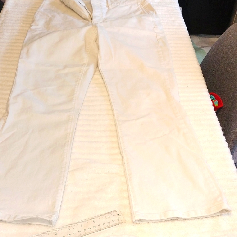 3/$10Loft ivory jeans